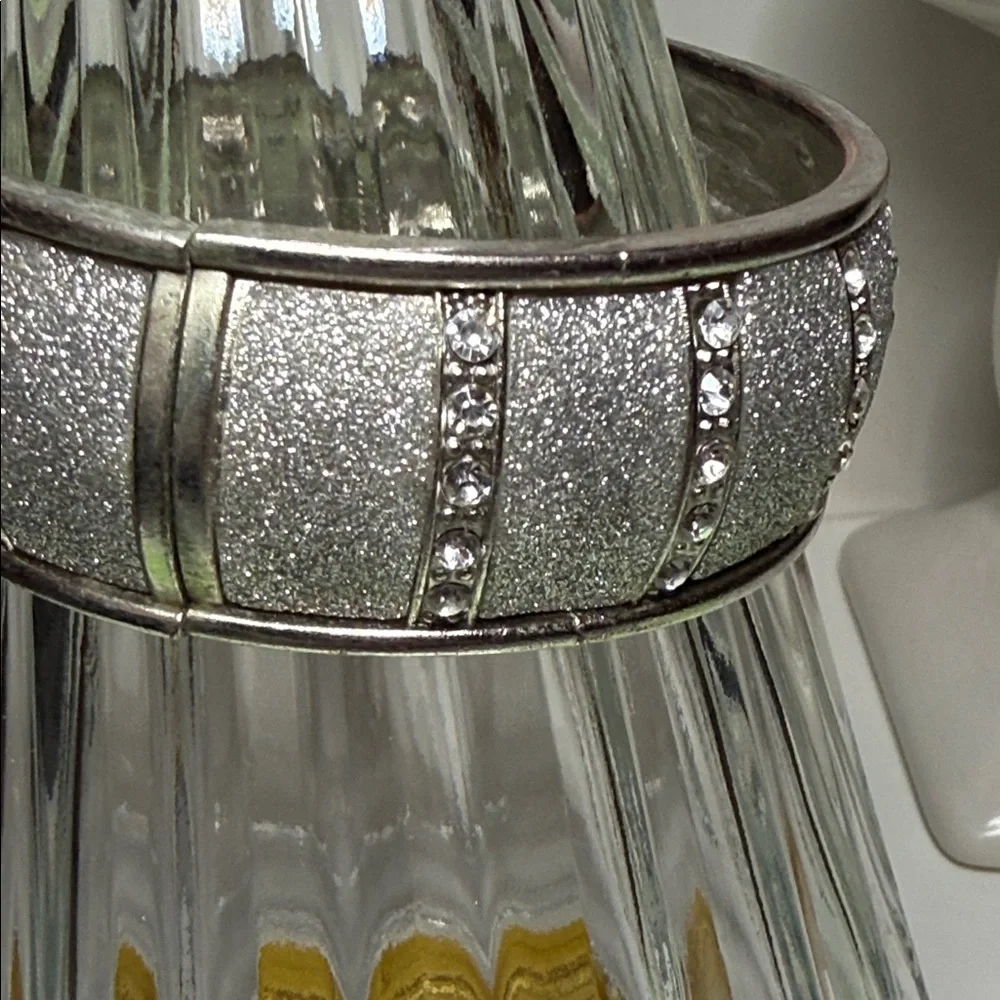 Vintage hinged Silver Glitter rhinestone clamper Bangle bracelet